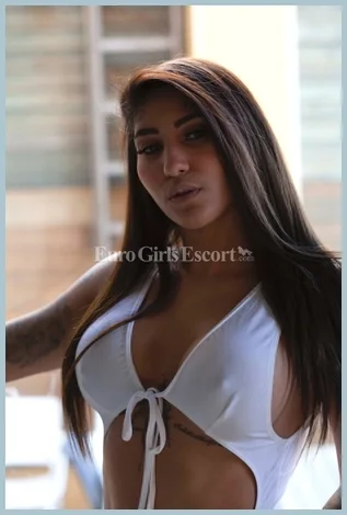 Pornstar Venus Afrodita gallery photo 1