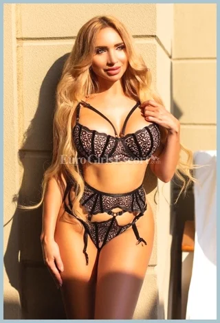 Daniella , agency Temptation Ladys model