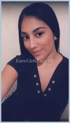 Gabriela Sanchez gallery photo 1