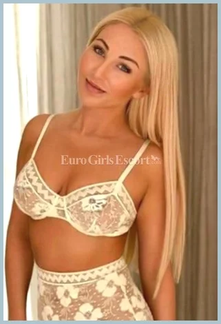 Estonian Mia Ladys model