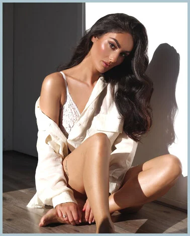 Jennifer gallery photo 2