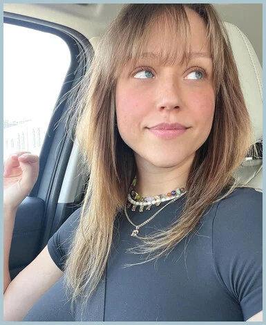 Mary gallery photo 2