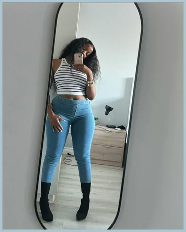 Beth bella Ladys model