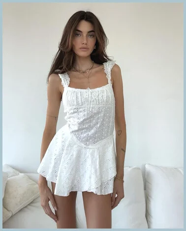 Deborah gallery photo 2