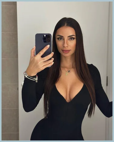 Valeria gallery photo 1