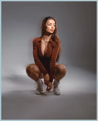 Valeria gallery photo 2