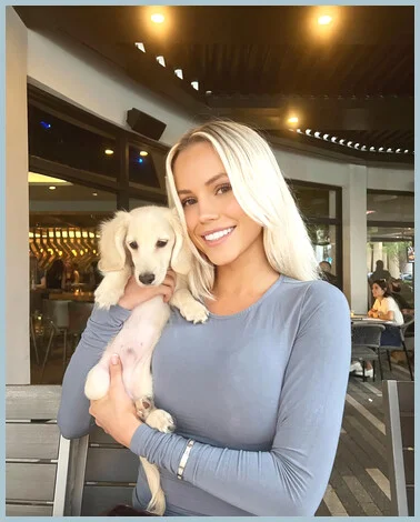 Roxanne Sanchez gallery photo 1