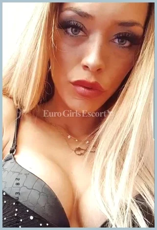 Victoria Gracia gallery photo 1