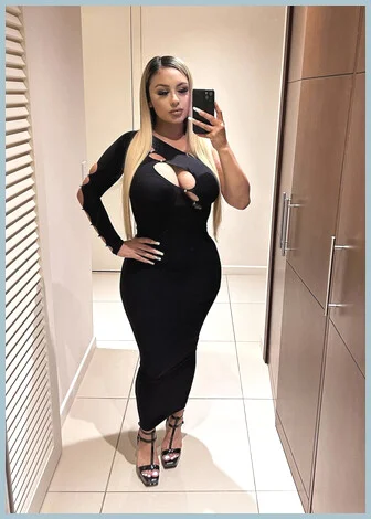 Sara gallery photo 2