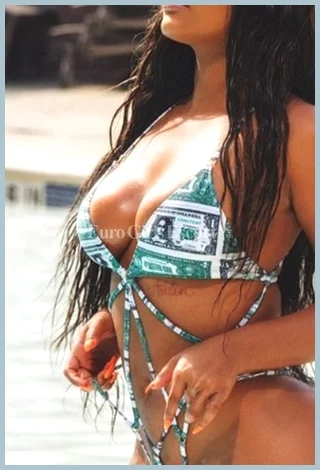 nicole77 Ladys model