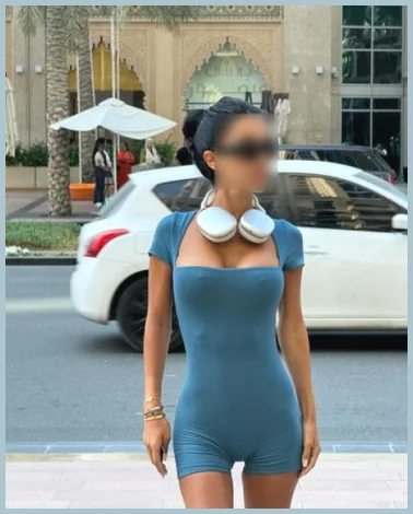 Gloria gallery photo 2