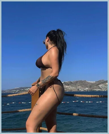 Alina gallery photo 2