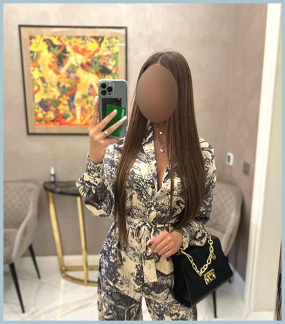 Amina gallery photo 2