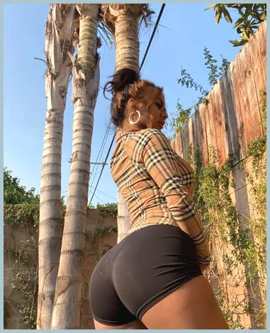 Vip horny girl gallery photo 2