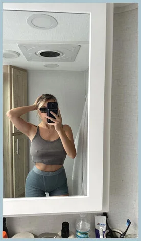 Wendy gallery photo 2