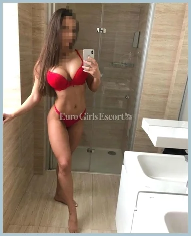 Diana Hot gallery photo 1