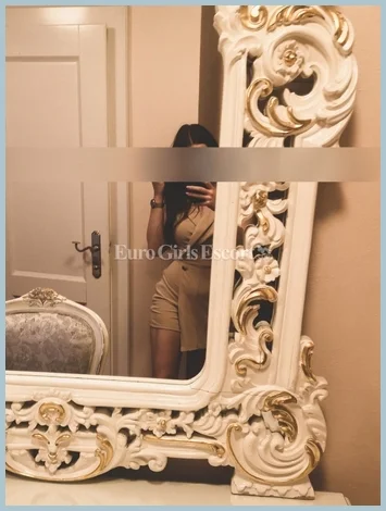 Czech Sara Ladys model