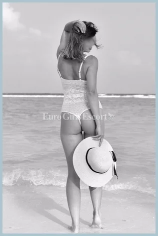 Carla Tantra Massage Ladys model